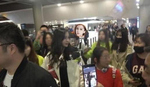 演员爆料机场视频在线观看,演员爆料视频引发网友热议 第2张 演员爆料机场视频在线观看,演员爆料视频引发网友热议 第2张