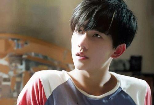 小薇爆料杨洋视频在线观看,杨洋神秘视频在线首曝,精彩瞬间等你揭晓  第2张 小薇爆料杨洋视频在线观看,杨洋神秘视频在线首曝,精彩瞬间等你揭晓  第2张