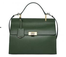 博主爆料巴黎世家视频,巴黎世家视频背后的时尚风云 第2张 博主爆料巴黎世家视频,巴黎世家视频背后的时尚风云 第2张