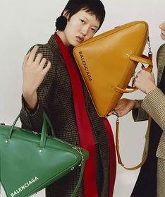 博主爆料巴黎世家视频,巴黎世家视频背后的时尚风云 第3张 博主爆料巴黎世家视频,巴黎世家视频背后的时尚风云 第3张